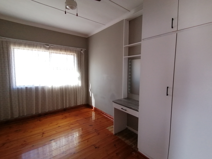 2 Bedroom Property for Sale in Forest Hill Eastern Cape